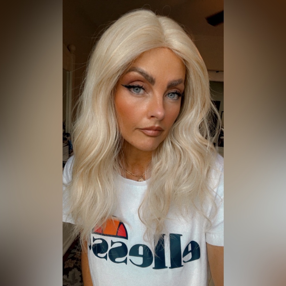 Buttery blonde synthetic Tpart wig